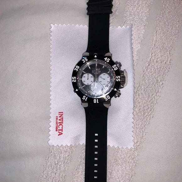 Invicta Subaqua Black and Silver Men’s - Picture 3 of 8